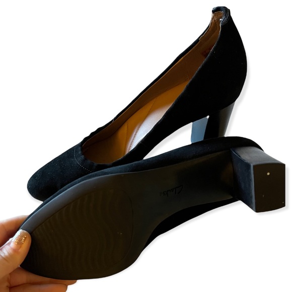 Clarks Artisan Block Suede Heels - Picture 5 of 7